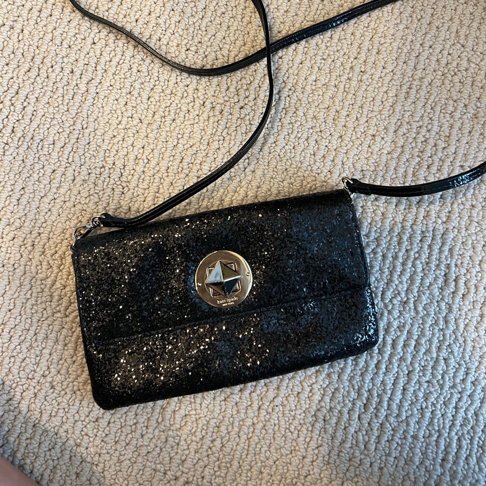 Kate spade crossbody clutch